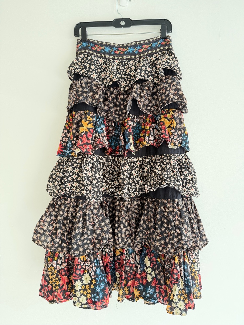 FARM Rio Black Jujus Garden Tiered Ruffle Floral Midi Skirt Small 57199 - Picture 6 of 11
